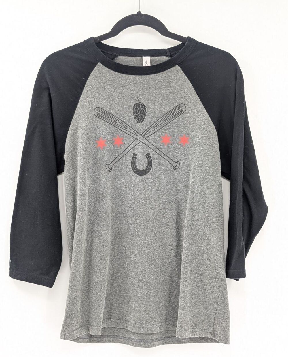 Lucky Door Chicago Baseball Gray 3/4 Sleeve T-Shirt Bats Hops Horseshoe Medium